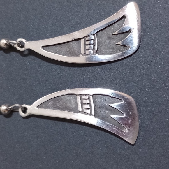 Sterling Silver Overlay Tribal Claw Design Dangle Earrings - Picture 13 of 13